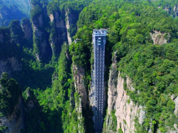 Ascensores e Elevadores 